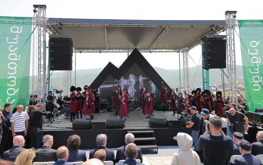 კურორტ ბეშუმში სახალხო დღესასწაული „შუამთობა" საზეიმო და მრავალფეროვანი ღონისძიებებით აღინიშნა